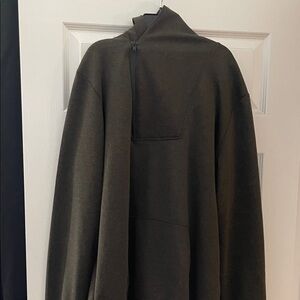 H&M Men's Dark Green Zip-Up Sweater